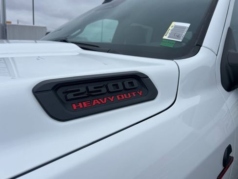 New 2026 RAM 2500 Tradesman AWD/4WD image 29