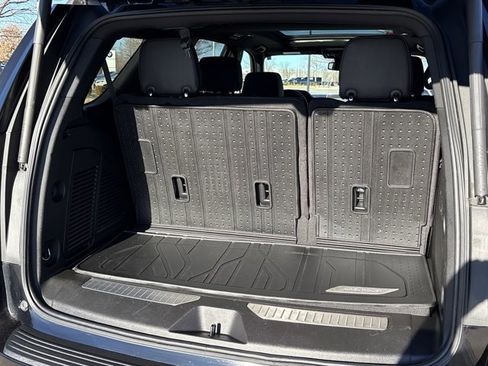 Used 2024 Chevrolet Tahoe RST w/ Luxury Package image 7