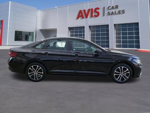Used 2025 Volkswagen Jetta Sport FWD image 7