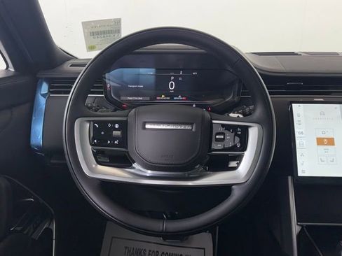 Certified 2026 Land Rover Range Rover SE AWD/4WD image 21