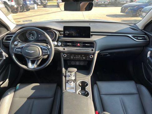 Used 2025 Genesis G70 2.5T AWD/4WD image 9
