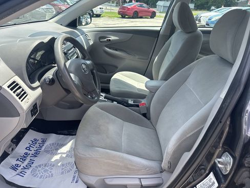 Used 2010 Toyota Corolla LE FWD image 12