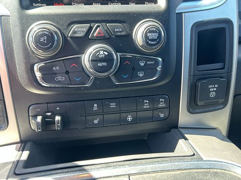 Used 2018 RAM 1500 Big Horn AWD/4WD image 23