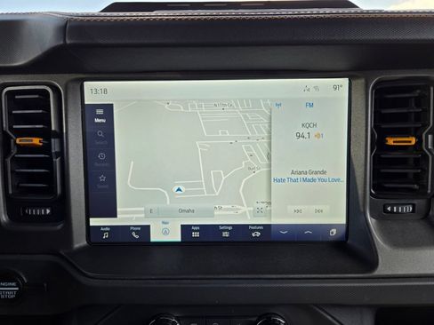 Used 2024 Ford Bronco Badlands w/ Sasquatch Package AWD/4WD image 23