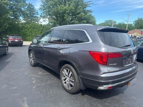 Used 2016 Honda Pilot Touring image 6