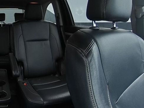 Used 2019 Toyota Highlander XLE AWD/4WD image 24