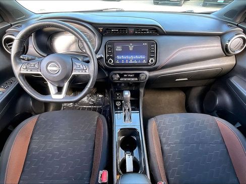 Used 2024 Nissan Kicks SR FWD image 20