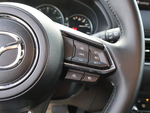 Certified 2025 MAZDA CX-5 Signature image 34