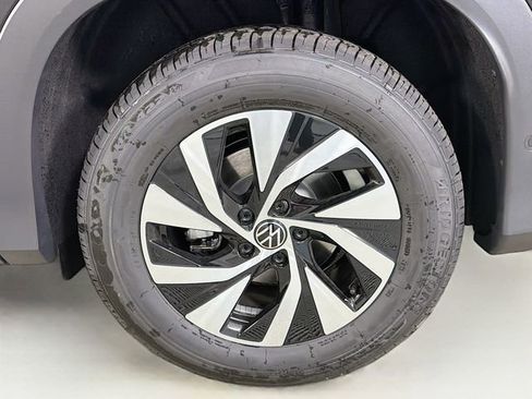 New 2026 Volkswagen Tiguan S image 29