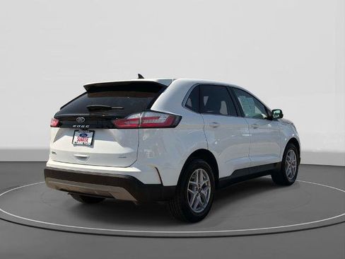 Certified 2024 Ford Edge SEL AWD/4WD image 6