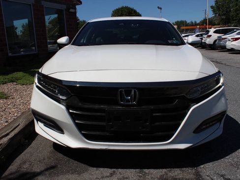 Used 2020 Honda Accord Sport image 4