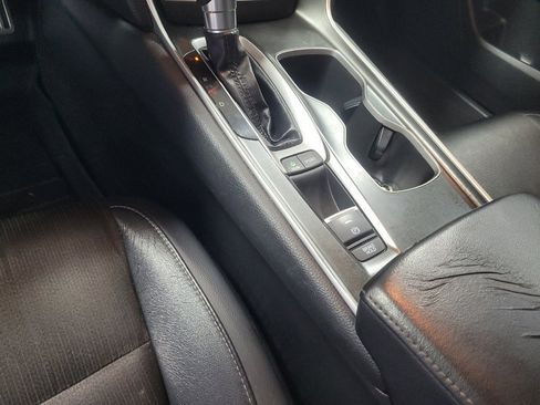 Used 2018 Honda Accord Sport image 26