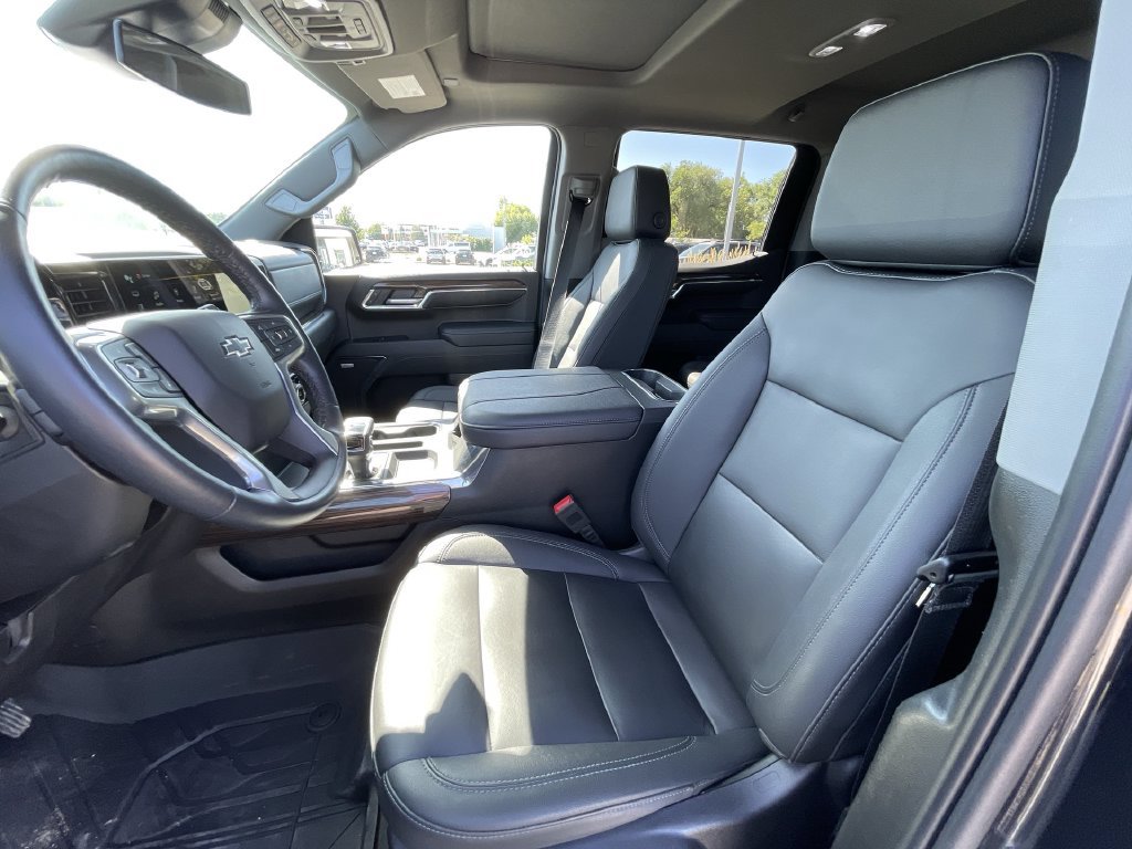 Used 2024 Chevrolet Silverado 1500 RST w/ Convenience Package II AWD/4WD image 19