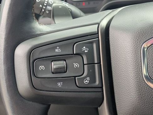 Used 2023 GMC Sierra 1500 AT4 w/ Technology Package AWD/4WD image 17