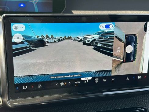 Used 2025 Ford Expedition Max Platinum w/ Stealth Appearance Package image 33