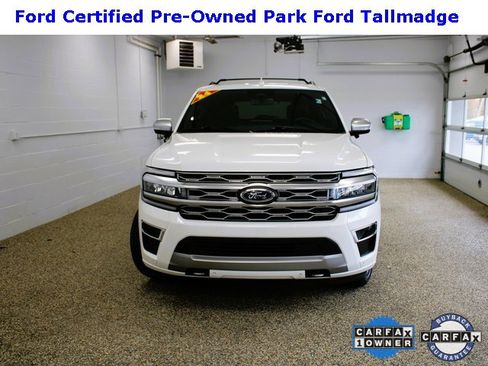 Certified 2024 Ford Expedition Platinum image 9