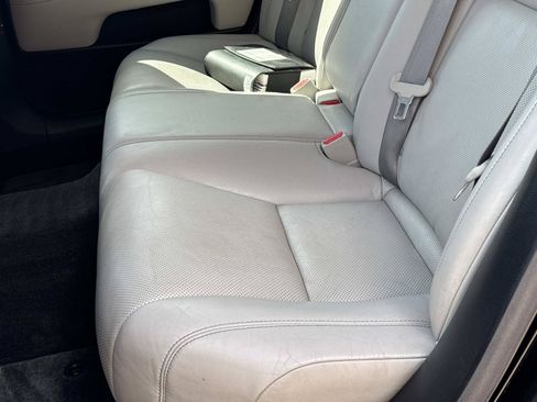 Used 2016 Lexus LS 460 AWD w/ Comfort Package image 18