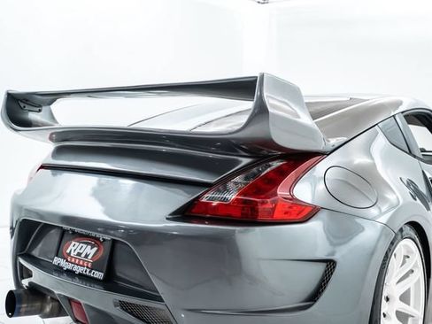 Used 2016 Nissan 370Z Coupe RWD image 14