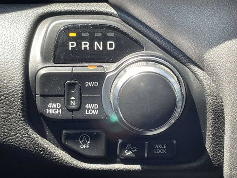Certified 2019 RAM 1500 Tradesman AWD/4WD image 33