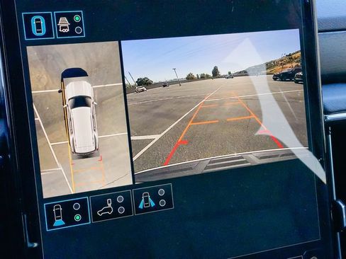 New 2026 GMC Yukon XL Denali w/ Denali Reserve Package AWD/4WD image 23