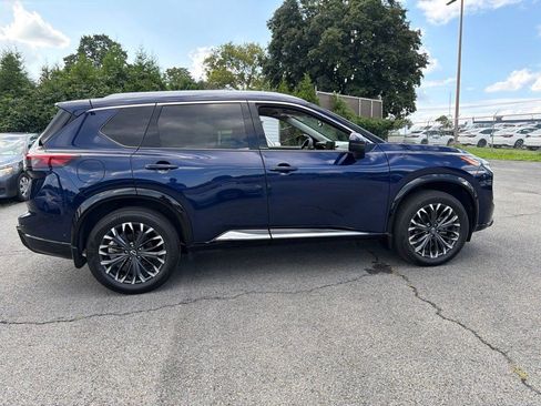 Used 2024 Nissan Rogue Platinum w/ Platinum Premium Package AWD/4WD image 8