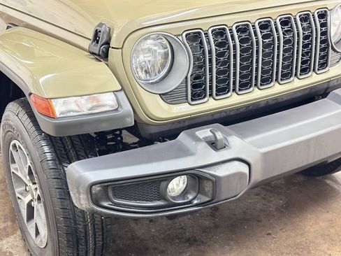 New 2026 Jeep Gladiator Sport image 12