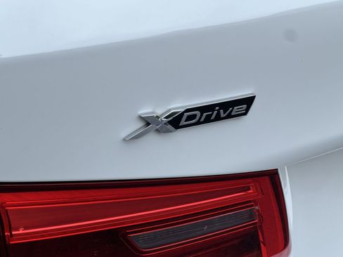 Used 2019 BMW 540i xDrive w/ M Sport Package AWD/4WD image 35