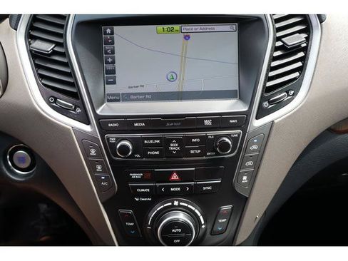 Used 2017 Hyundai Santa Fe Limited w/ Cargo Package AWD/4WD image 16