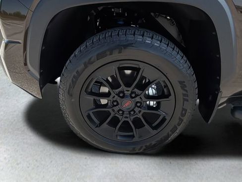 Used 2025 Toyota Tundra Limited w/ TRD Off-Road Package AWD/4WD image 28