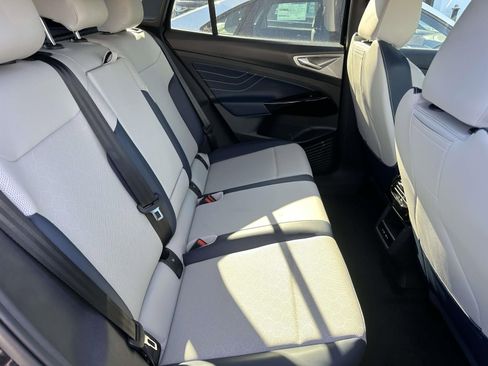 New 2025 Volkswagen ID.4 Pro S image 12