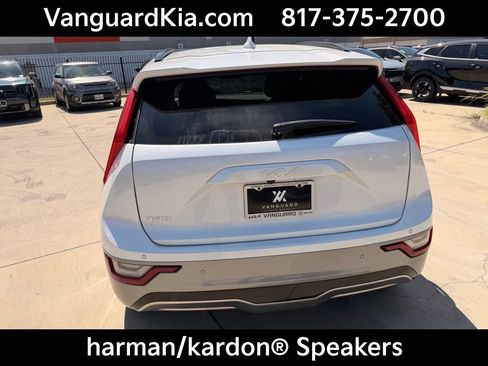 Certified 2023 Kia Niro Wave FWD image 3