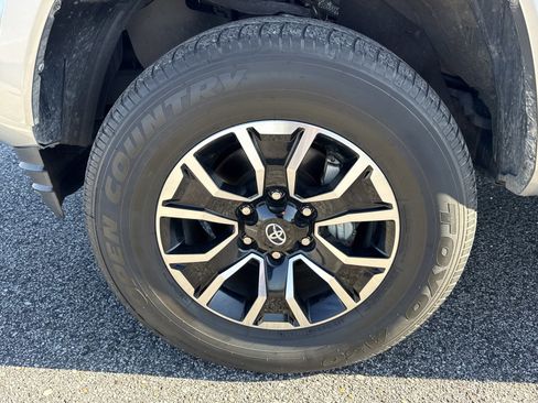 Used 2023 Toyota Tacoma TRD Sport w/ TRD Premium Sport Package image 9