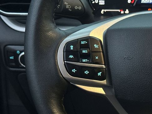 Certified 2024 Ford Explorer XLT w/ Equipment Group 202A image 27