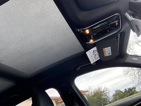 New 2026 Mercedes-Benz GLC 300 image 22