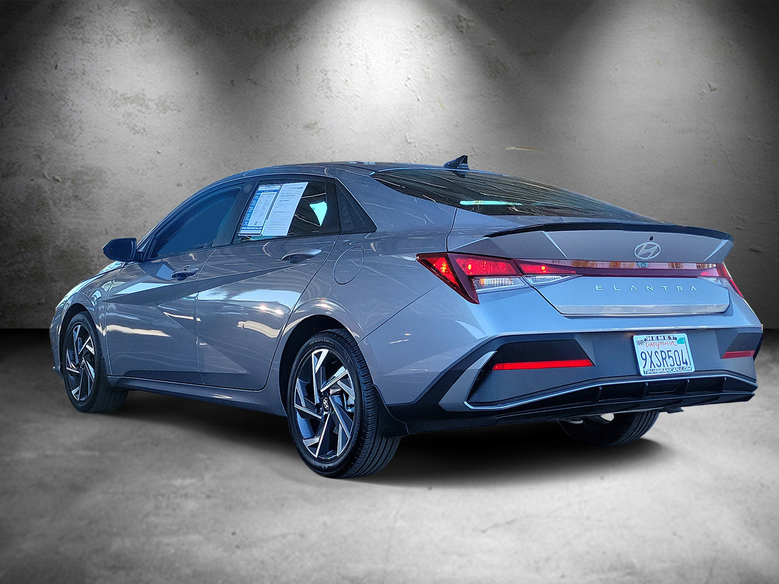 Certified 2025 Hyundai Elantra Sport FWD image 4