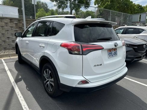 Used 2016 Toyota RAV4 LE AWD/4WD image 6