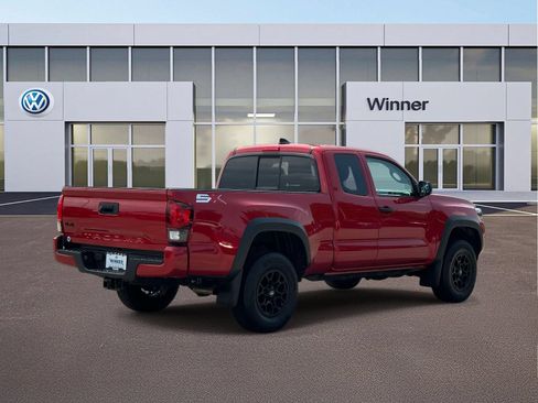 Used 2022 Toyota Tacoma SR w/ SX Package AWD/4WD image 5