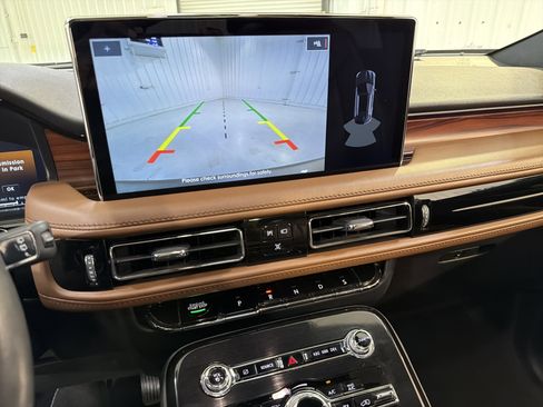 Used 2023 Lincoln Nautilus Reserve w/ Cargo Utility Package image 19