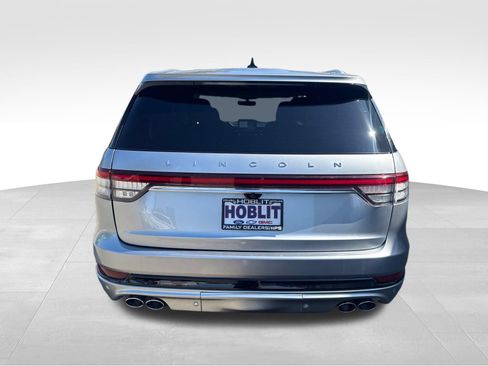 Used 2021 Lincoln Aviator Grand Touring w/ Equipment Group 302A AWD/4WD image 4