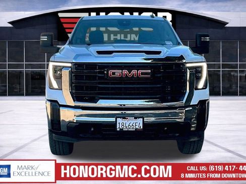 Used 2024 GMC Sierra 2500 Pro w/ Convenience Package AWD/4WD image 2