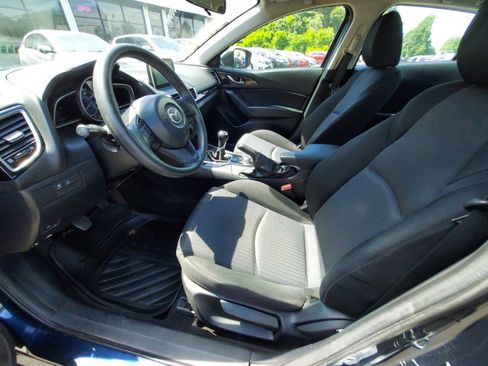 Used 2016 MAZDA MAZDA3 i Sport FWD image 7