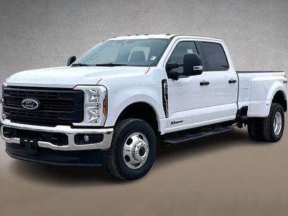 New 2026 Ford F350 XL w/ 360-Degree Camera Package