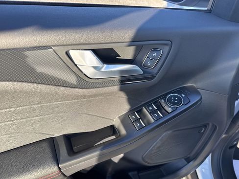New 2026 Ford Escape Active w/ Cold Weather Package AWD/4WD image 15
