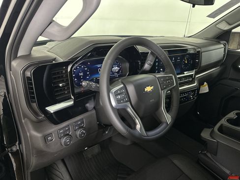 New 2025 Chevrolet Silverado 1500 LT image 45