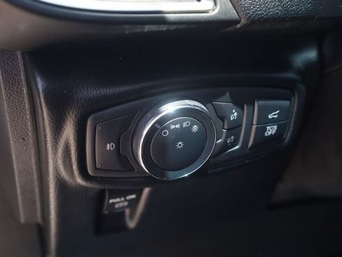 Used 2019 Lincoln Nautilus Reserve AWD/4WD image 9