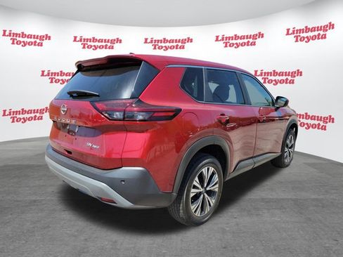 Used 2023 Nissan Rogue SV image 23