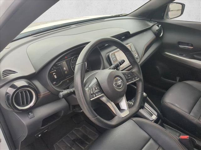 Used 2019 Nissan Kicks SR w/ SR Premium Package FWD image 10