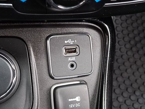 Used 2020 Jeep Compass Latitude image 25