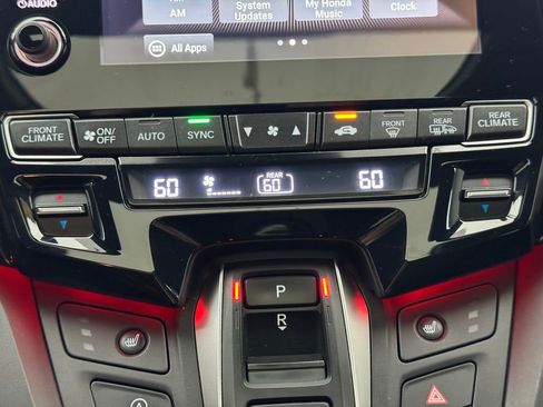 Used 2023 Honda Odyssey Sport image 25