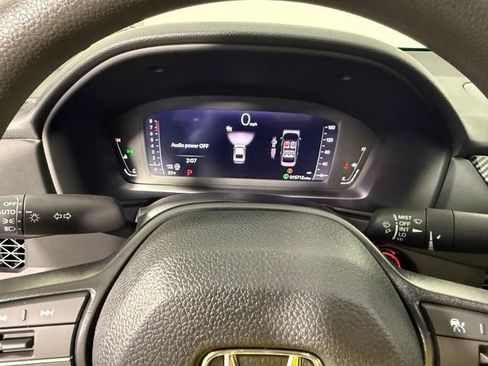 Used 2025 Honda Accord SE image 19